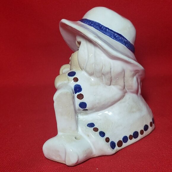 Vintage UCTCI Sitting Girl Hat Book Figurine Incense Stick Holder Ceramic Japan - Picture 11 of 12